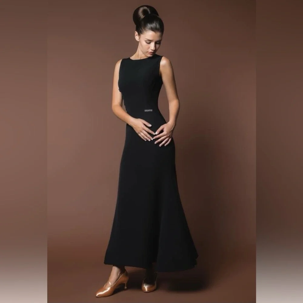 BRAVO Sleeveless Black Ballroom
Practice Dress Small/Medium - Picture 3 of 16